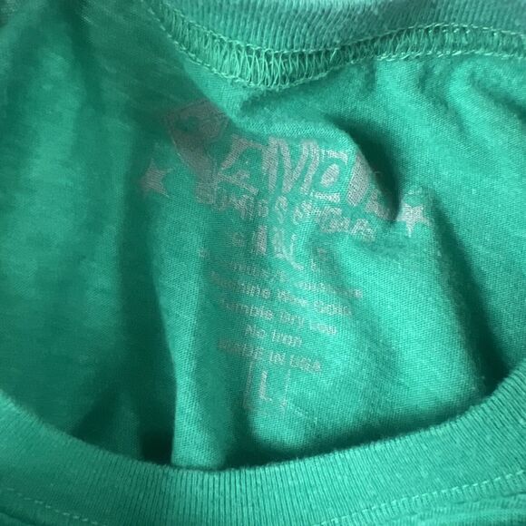 VTG Famous Stars and Straps FSAS Graphic T-shirt Girl's Large Green Crew Cotton - Picture 10 of 11